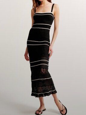 Abercrombie & Fitch Black/White Crochet Knit Maxi Dress XS  (NWT)